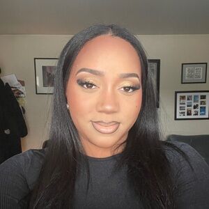 Meet your Posher, Hailey
